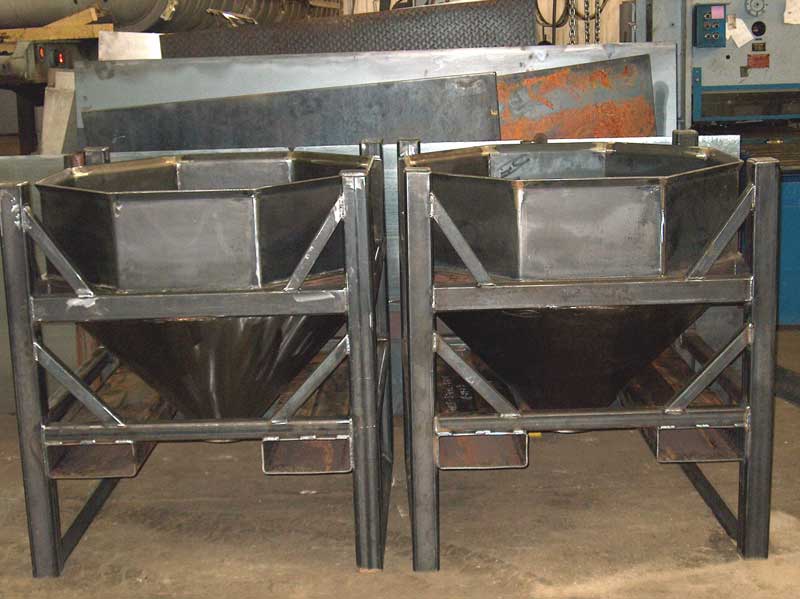 Hopper frame fabricated from 40x40x3 mm stainless square tubing for strength